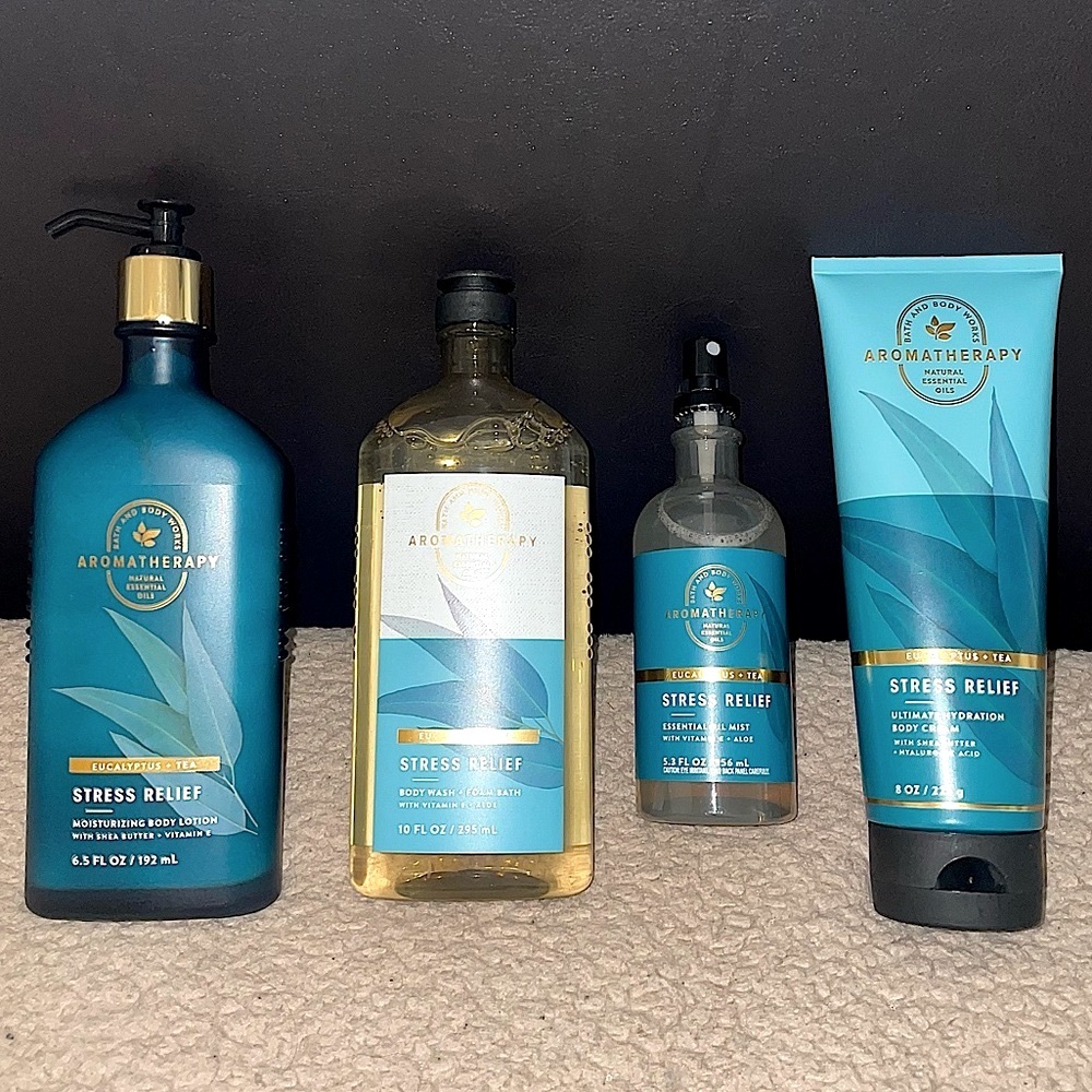 ‼️SOLD‼️ NWT Eucalyptus + Tea Aromatherapy Stress Relief Bundle from Bath & Body - Picture 1 of 13